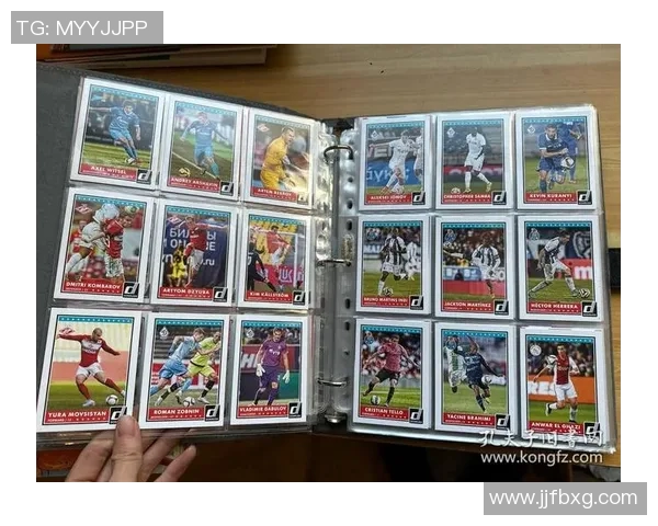 横版足球球星卡收藏热潮揭秘独特设计与市场价值分析 横版足球球星卡收藏热潮揭秘独特设计与市场价值分析